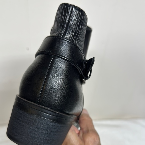 BareTraps Black Ankle Boots - Picture 4 of 12